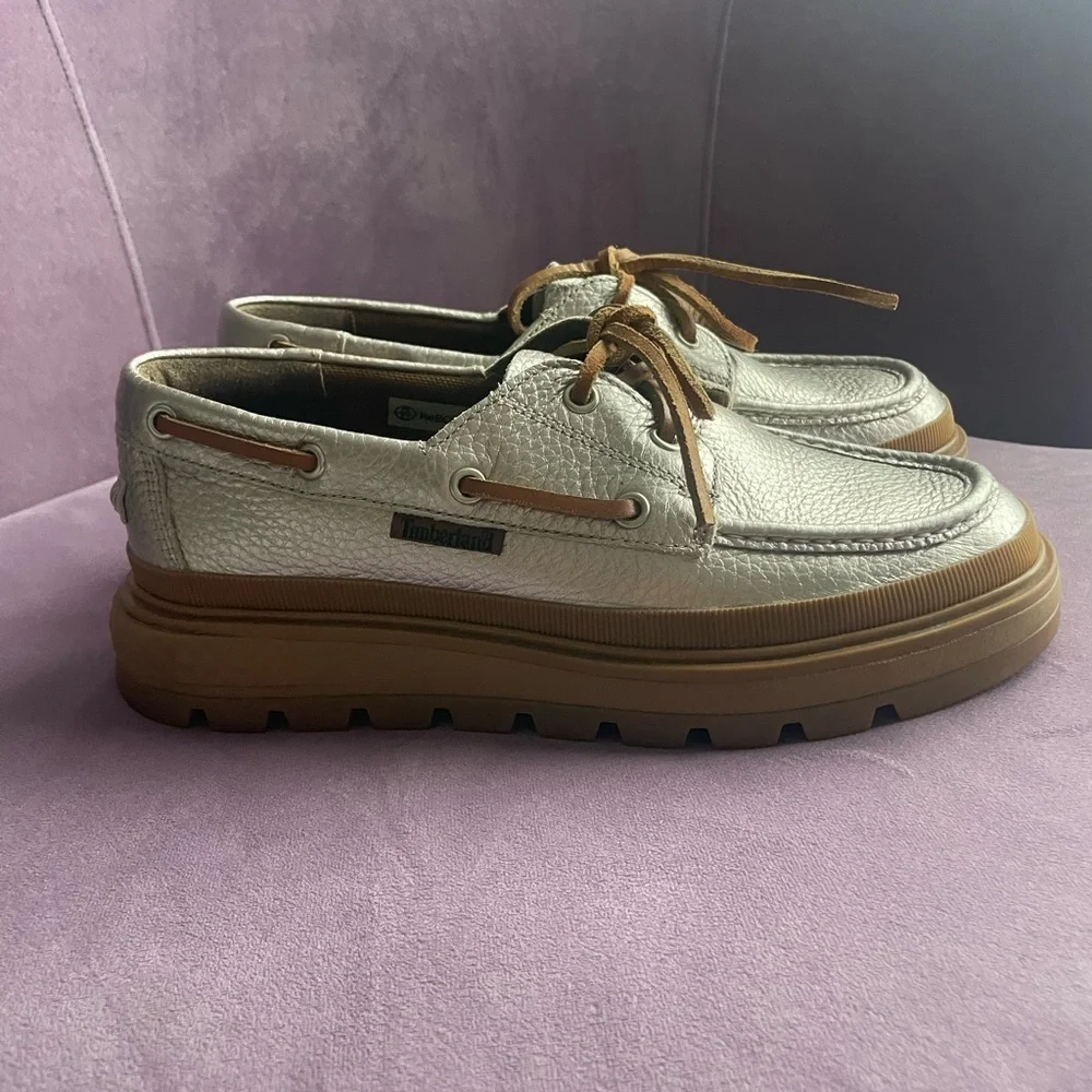 Timberland Silver and Tan Boat Shoes with Moccasin Toe - Picture 4 of 6